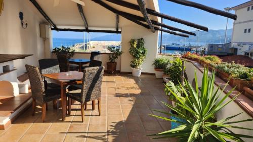 Erkély/terasz, Hotel Pop in Dorgali Erkély/terasz, Hotel Pop in Dorgali