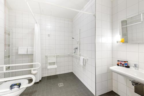 Bathroom, Ibis Budget Bamberg Nichtraucherhotel in Bamberg Bathroom, Ibis Budget Bamberg Nichtraucherhotel in Bamberg