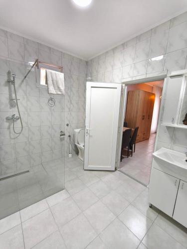 Badkamer, Apartmani Trastevere Sombor in Sombor Badkamer, Apartmani Trastevere Sombor in Sombor