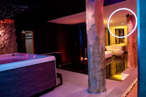 NUXIA Suites&SPA L'Avolupte in Bagnols-sur-Ceze NUXIA Suites&SPA L'Avolupte in Bagnols-sur-Ceze