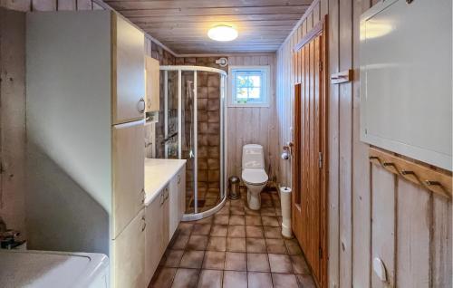 Badkamer, Stunning Home In Sjusjøen With Sauna in Sjusjoen Badkamer, Stunning Home In Sjusjøen With Sauna in Sjusjoen