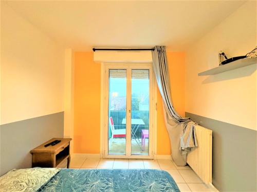 Studio Avec Balcon Proche Gare in Μελούν Studio Avec Balcon Proche Gare in Μελούν