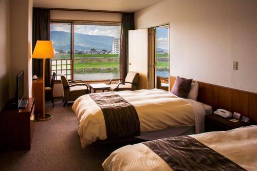 This photo about Harazuru Onsen Hanamizuki Fukuoka shared on HyHotel.com