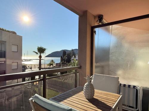 Somptueux deux pieces, entre mer & piscine !