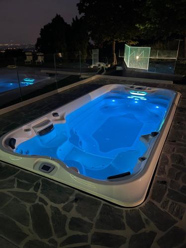 Hot tub, B&B Il Sentiero dei Goti in Monte Grimano Terme Hot tub, B&B Il Sentiero dei Goti in Monte Grimano Terme