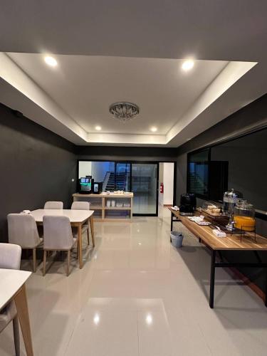 Restaurant, เมืองนางธานีแกรนด์ หนองบัวลำภู in Mueang Nong Bua Lam Phu Restaurant, เมืองนางธานีแกรนด์ หนองบัวลำภู in Mueang Nong Bua Lam Phu