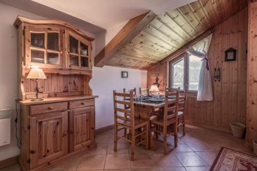 Facilities, Duplex lumineux 2 chambres 7 personnes a Meribel les Allues - Chalet les Jardins Sauvages in Les Allues Facilities, Duplex lumineux 2 chambres 7 personnes a Meribel les Allues - Chalet les Jardins Sauvages in Les Allues