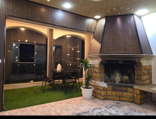 Hadrian's Arch in Jerash Hadrian's Arch in Jerash