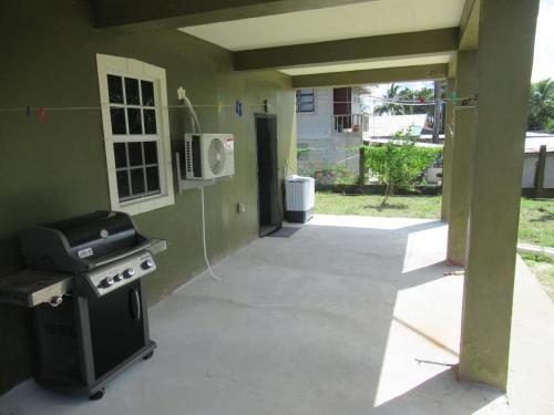 Cozy two bedroom Villa in West Bank Demerara Cozy two bedroom Villa in West Bank Demerara