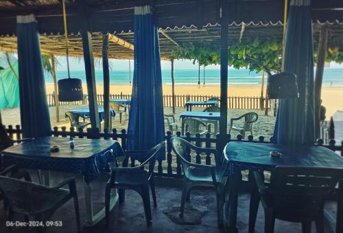 Strand, Villa Wave Resort and Restaurant in Gokarna Kudle Beach Strand, Villa Wave Resort and Restaurant in Gokarna Kudle Beach