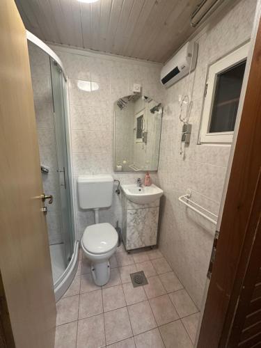 حمام, Apartma Leon 1 in Catez Ob Savi حمام, Apartma Leon 1 in Catez Ob Savi