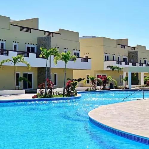 مسبح, Las Palmas Beach villa 0230 in Coxen Hole مسبح, Las Palmas Beach villa 0230 in Coxen Hole