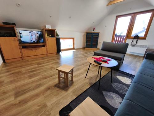Apartma na KOZOLCU in Gorenja Vas Apartma na KOZOLCU in Gorenja Vas
