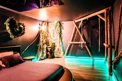 L'Éden Tropical love room (L'Eden Tropical love room) in Abelcourt L'Éden Tropical love room (L'Eden Tropical love room) in Abelcourt