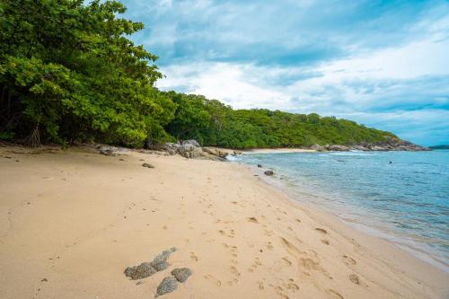 Beach, Ocean Pearl Residence in Nai Harn Beach Beach, Ocean Pearl Residence in Nai Harn Beach