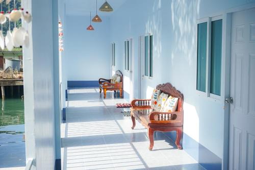 Balcony/terrace, Koh Kood Chonthicha Homestay in Ao Phrao Balcony/terrace, Koh Kood Chonthicha Homestay in Ao Phrao