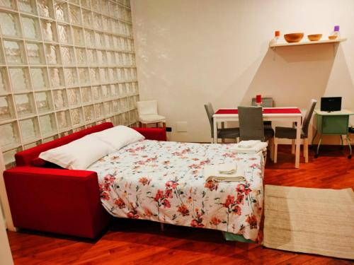 CHARMING HOME LE RUOTE