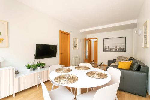 AB North Barcelona Apartments in Santa Coloma de Gramenet AB North Barcelona Apartments in Santa Coloma de Gramenet