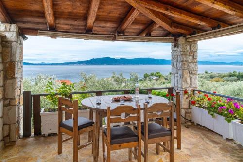 Villa Thea 1h 50min from Athens Intl Airport in 아기오스 콘스탄티노스 (프티오티다) Villa Thea 1h 50min from Athens Intl Airport in 아기오스 콘스탄티노스 (프티오티다)