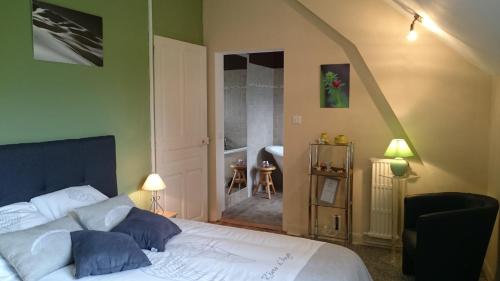 This photo about B&B La Grange De Thalie. shared on HyHotel.com