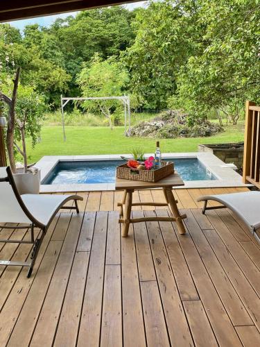 Swimming pool, Ti' Dola Sab in Grand-Bourg Swimming pool, Ti' Dola Sab in Grand-Bourg