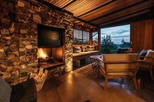 Belle Cove Villa, Spectacular Sea Views - Be My Guest in Waiheke Island Belle Cove Villa, Spectacular Sea Views - Be My Guest in Waiheke Island