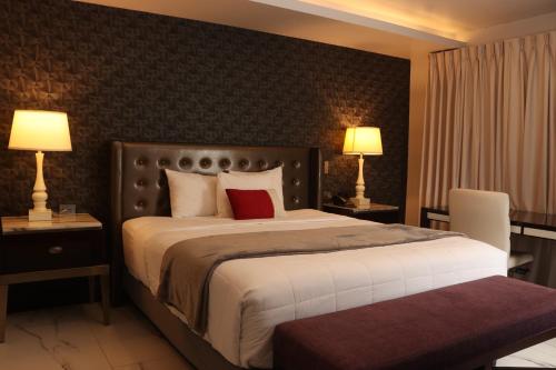 Hotel West Plaza in Tijuana Hotel West Plaza in Tijuana