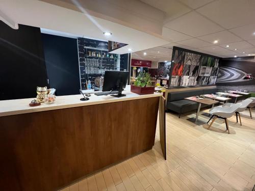 Lobby, KYRIAD ROUEN SUD - Oissel in Saint-Etienne-du-Rouvray Lobby, KYRIAD ROUEN SUD - Oissel in Saint-Etienne-du-Rouvray