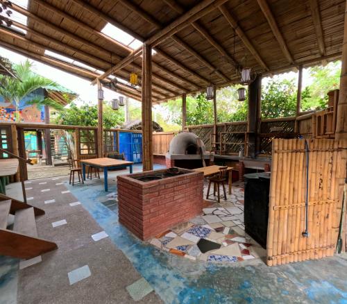 Strutture e servizi, La Perla Hostel in Puerto Lopez Strutture e servizi, La Perla Hostel in Puerto Lopez