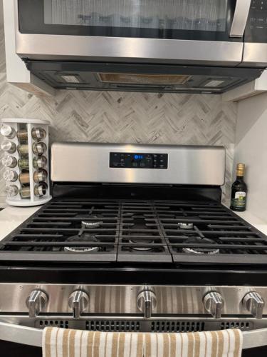 Entire Cozy Guest Home in Highland Reserve Entire Cozy Guest Home in Highland Reserve