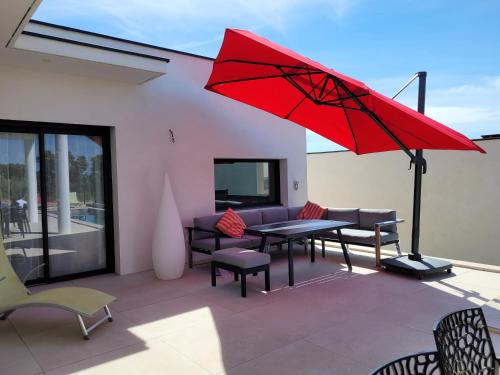 maison contemporaine in นีเมอ maison contemporaine in นีเมอ
