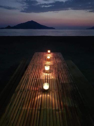 Puerto Silanguin Beach Resort and Cafe near Mount Balingkilat Puerto Silanguin Beach Resort and Cafe near Mount Balingkilat
