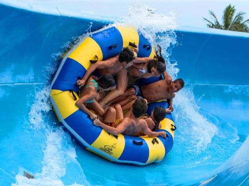 Coomera Family Home 10 Min away from Theme Parks! in Coomera Coomera Family Home 10 Min away from Theme Parks! in Coomera