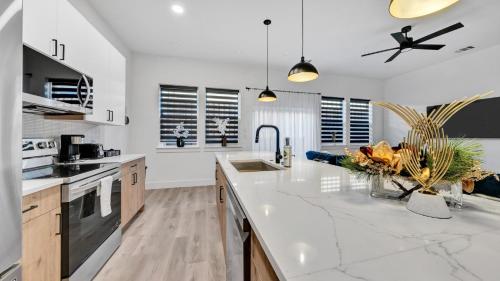 keuken, Sophisticated Dallas Retreat l Prime Location! in Love Field vliegveld keuken, Sophisticated Dallas Retreat l Prime Location! in Love Field vliegveld