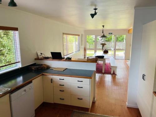 Howard's Mountain Lodge in อุทยานแห่งชาติทองการิโร Howard's Mountain Lodge in อุทยานแห่งชาติทองการิโร