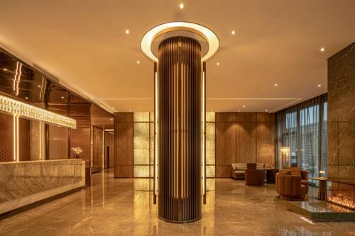 Crystal Orange Hotel Shanghai The Bund Jinling East Road near Yu Garden (Yuyuan) Crystal Orange Hotel Shanghai The Bund Jinling East Road near Yu Garden (Yuyuan)