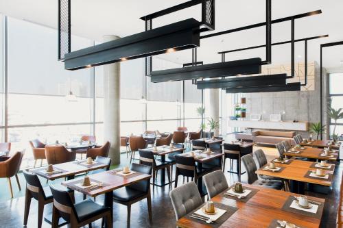 Restaurant, Handpicked Hotel and Collections in Gwanak Restaurant, Handpicked Hotel and Collections in Gwanak