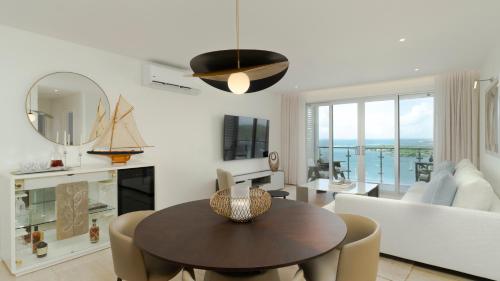 Facilities, Premium Ocean View Condo - Amethyst in Lower Woburn Facilities, Premium Ocean View Condo - Amethyst in Lower Woburn