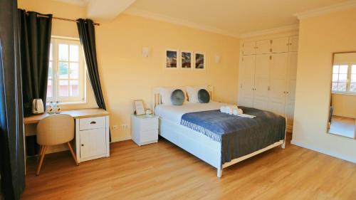 Art 4 You Carcavelos Suites in ปาเรเด Art 4 You Carcavelos Suites in ปาเรเด