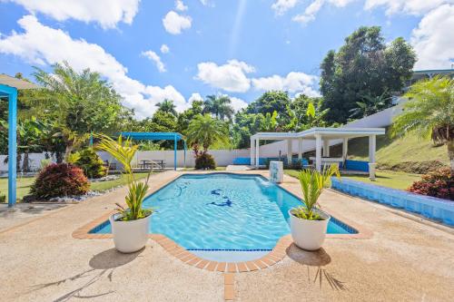 Casa Pausa Serene Mountain Retreat With Pool in Caguas Casa Pausa Serene Mountain Retreat With Pool in Caguas