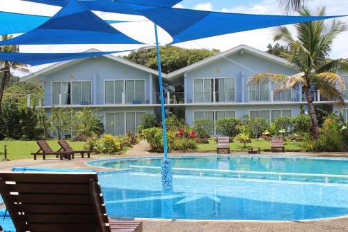 Blue West Villas in Korolevu Blue West Villas in Korolevu
