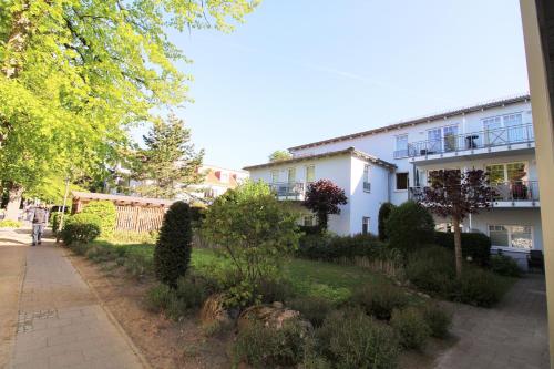 Appartementhaus Strandstraße 32 Fewo 5 in Ostseebad Kuhlungsborn Appartementhaus Strandstraße 32 Fewo 5 in Ostseebad Kuhlungsborn