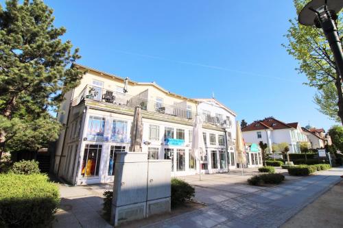 Exterior view, Appartementhaus Strandstraße 32 Fewo 5 in Ostseebad Kuhlungsborn Exterior view, Appartementhaus Strandstraße 32 Fewo 5 in Ostseebad Kuhlungsborn