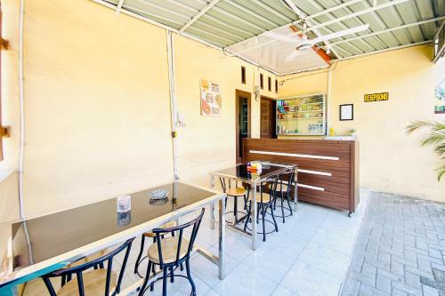 Vestíbul, OYO 90773 Shine Guest House Syariah in Tebing Tinggi Vestíbul, OYO 90773 Shine Guest House Syariah in Tebing Tinggi