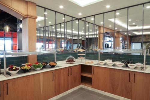 ห้องอาหาร, เอ็กซ์ปอยสต์ โฮเทล (EXPOIST HOTEL) in เบย์ลิกดูซู ห้องอาหาร, เอ็กซ์ปอยสต์ โฮเทล (EXPOIST HOTEL) in เบย์ลิกดูซู