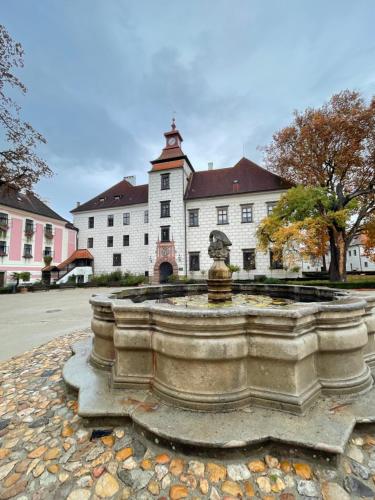 Apartmány Třeboň BÍLÝ BERÁNEK (Apartmany Trebon BILY BERANEK) in เทรบอน Apartmány Třeboň BÍLÝ BERÁNEK (Apartmany Trebon BILY BERANEK) in เทรบอน