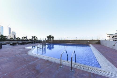 Swimming pool, Elgant 2 bedroom near Jumeirah Village Triangle Swimming pool, Elgant 2 bedroom near Jumeirah Village Triangle