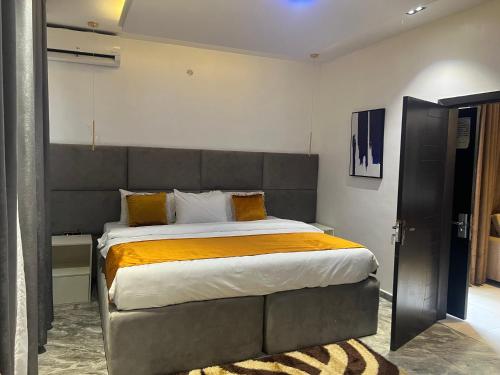 Florence Hotel and suites in Benin City Florence Hotel and suites in Benin City