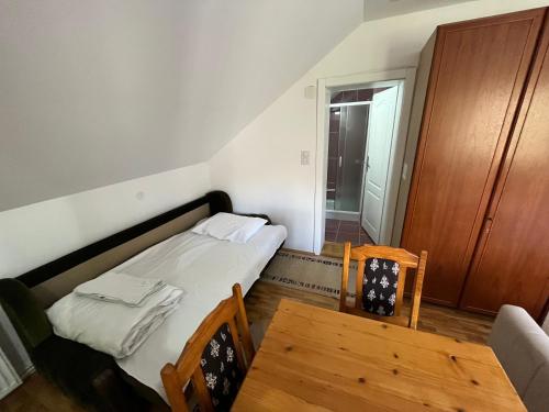 Apartments and Rooms Vicko