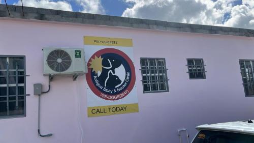 Dr Fionas Animal Cottage in سانت جونز Dr Fionas Animal Cottage in سانت جونز